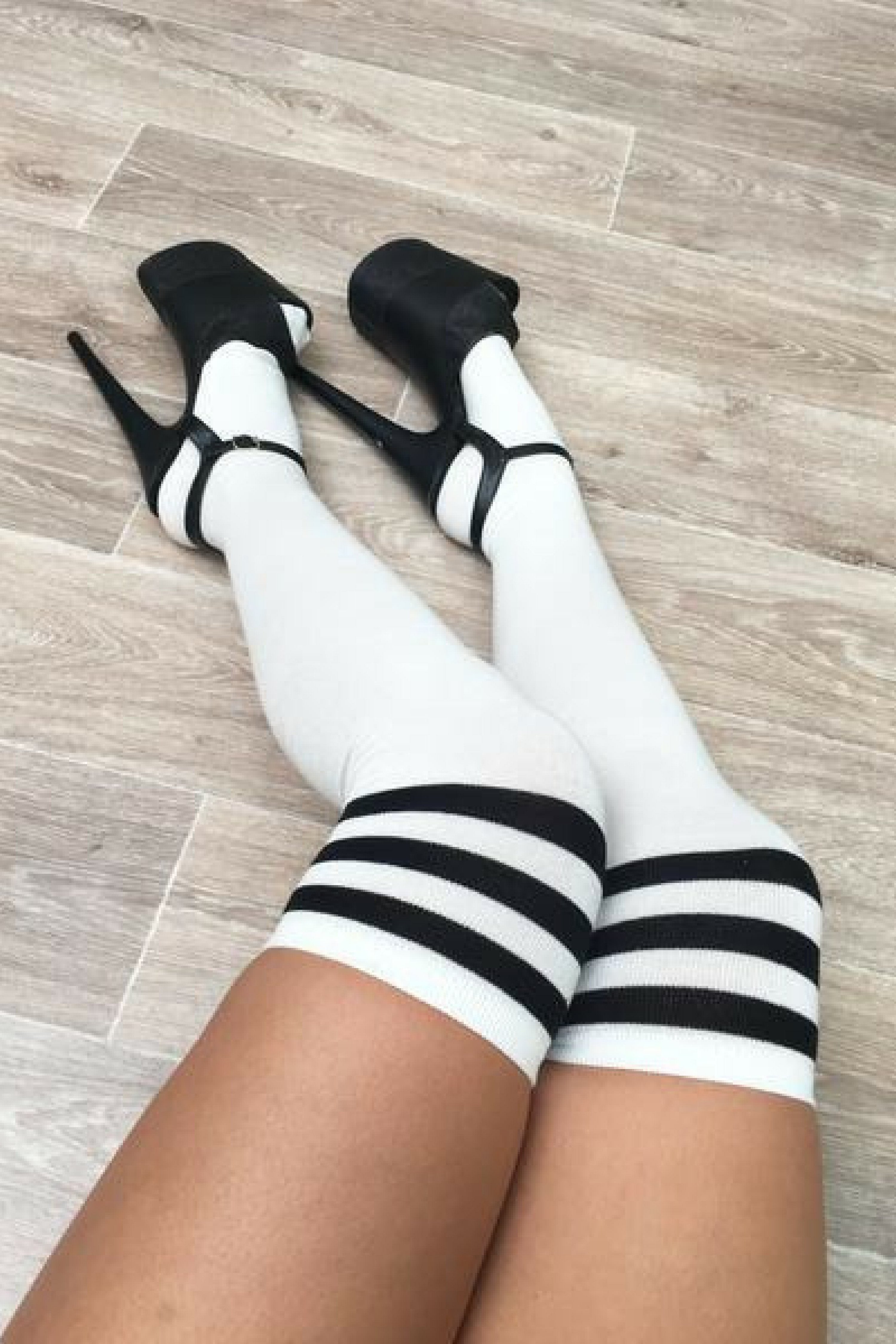 Lunalae - Thigh High Socks - White with Black Stripes – Pole Werk